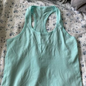 Lululemon Swiftly Tech Tank